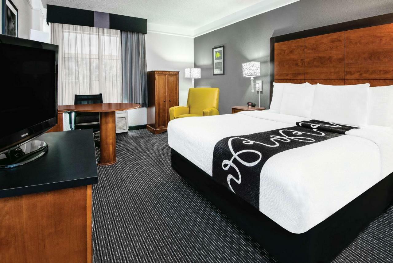 La Quinta Inn & Suites By Wyndham San Antonio Riverwalk Exterior foto